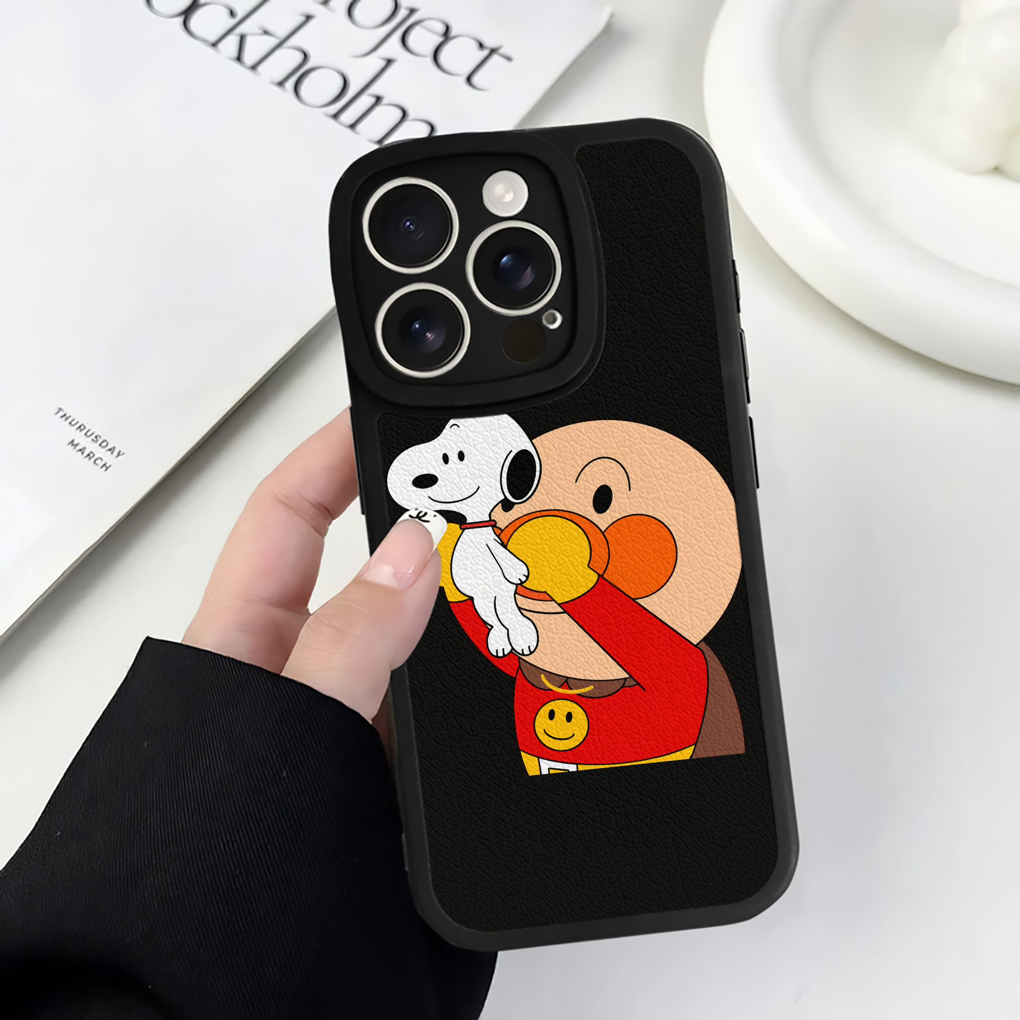 （画像用） アンパンマン Anpanman 【iPhone 16シリーズ対応】シリコンスマホケース（レザー調） 材質：シリコン